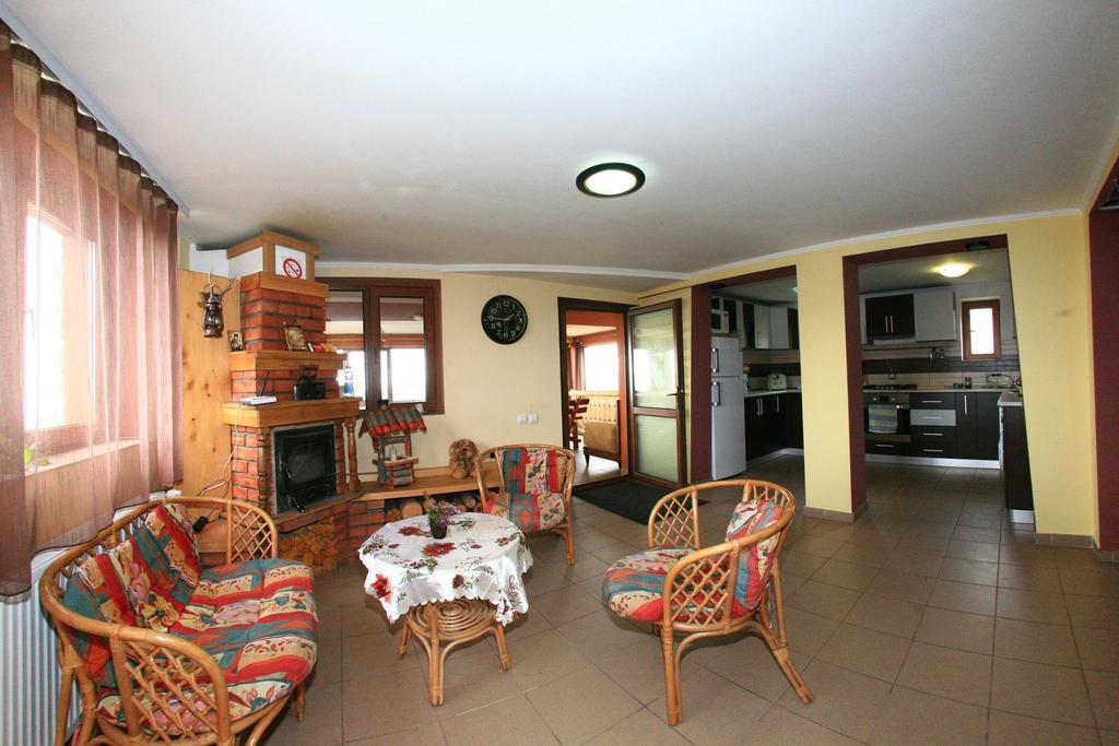 Hotel Piatra Rancii à Rânca Extérieur photo