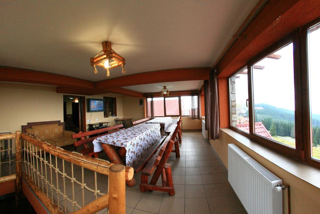 Hotel Piatra Rancii à Rânca Extérieur photo