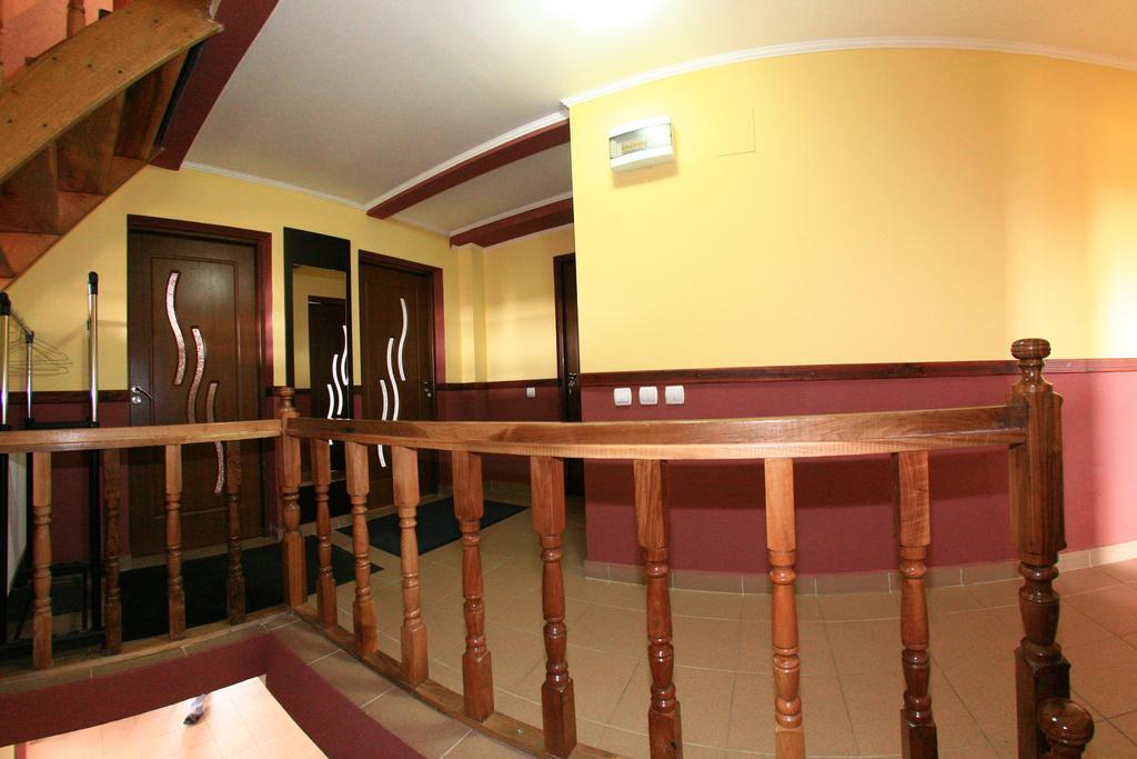 Hotel Piatra Rancii à Rânca Extérieur photo