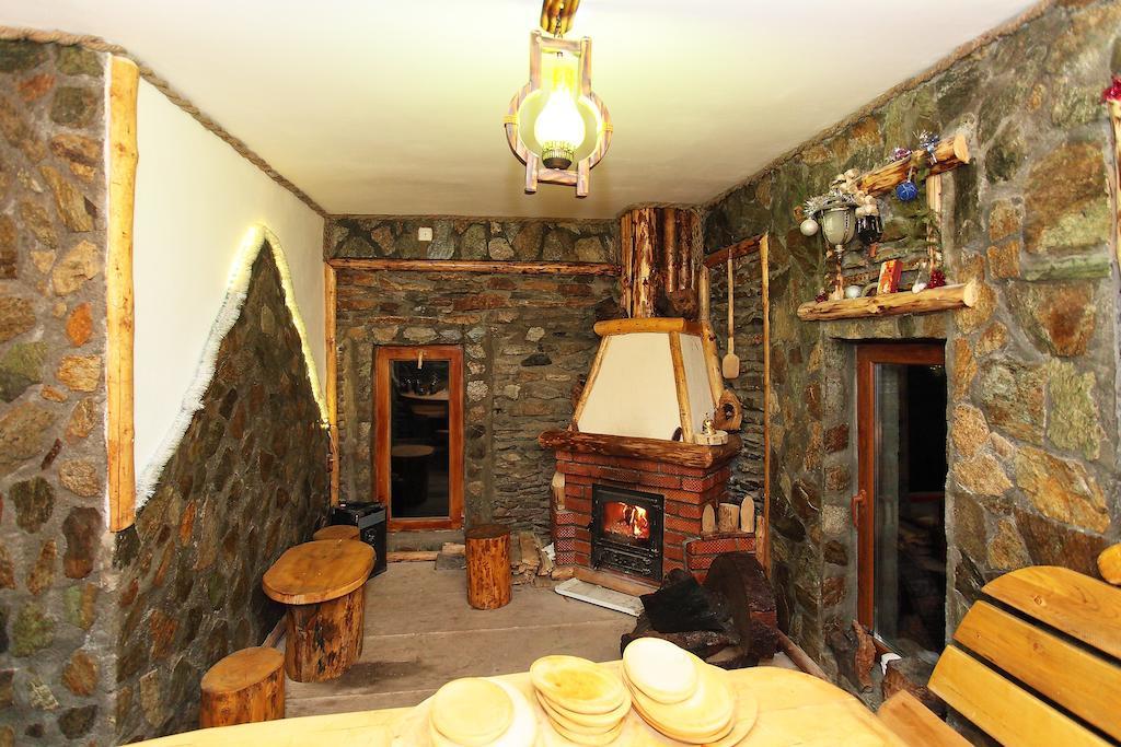 Hotel Piatra Rancii à Rânca Extérieur photo