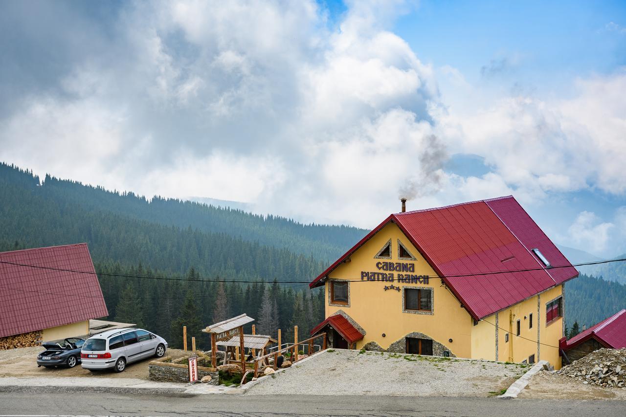 Hotel Piatra Rancii à Rânca Extérieur photo