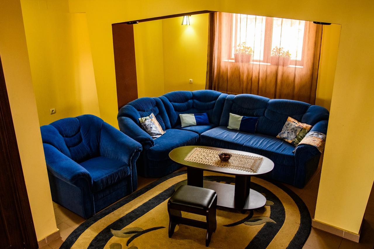 Hotel Piatra Rancii à Rânca Extérieur photo